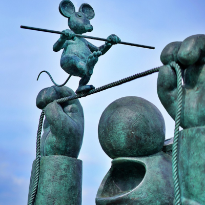 Le Chat déambule à Lyon : une exposition gratuite entre humour, art et poésie